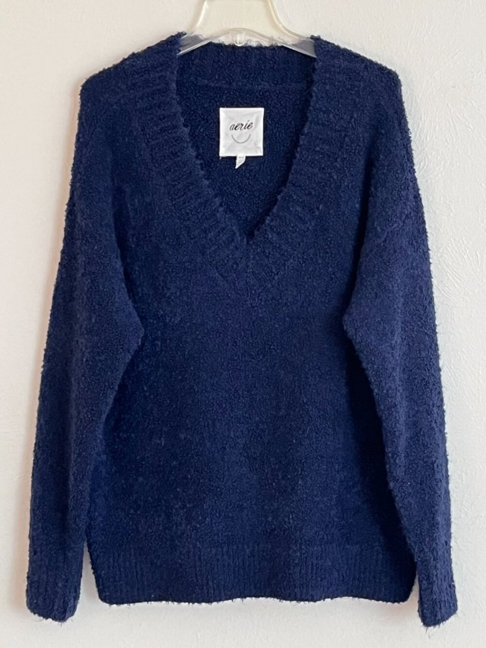 Aerie Women's Blue Fuzzy Oversized Slouchy V-Neck Sweater Size M Cozy Coastal